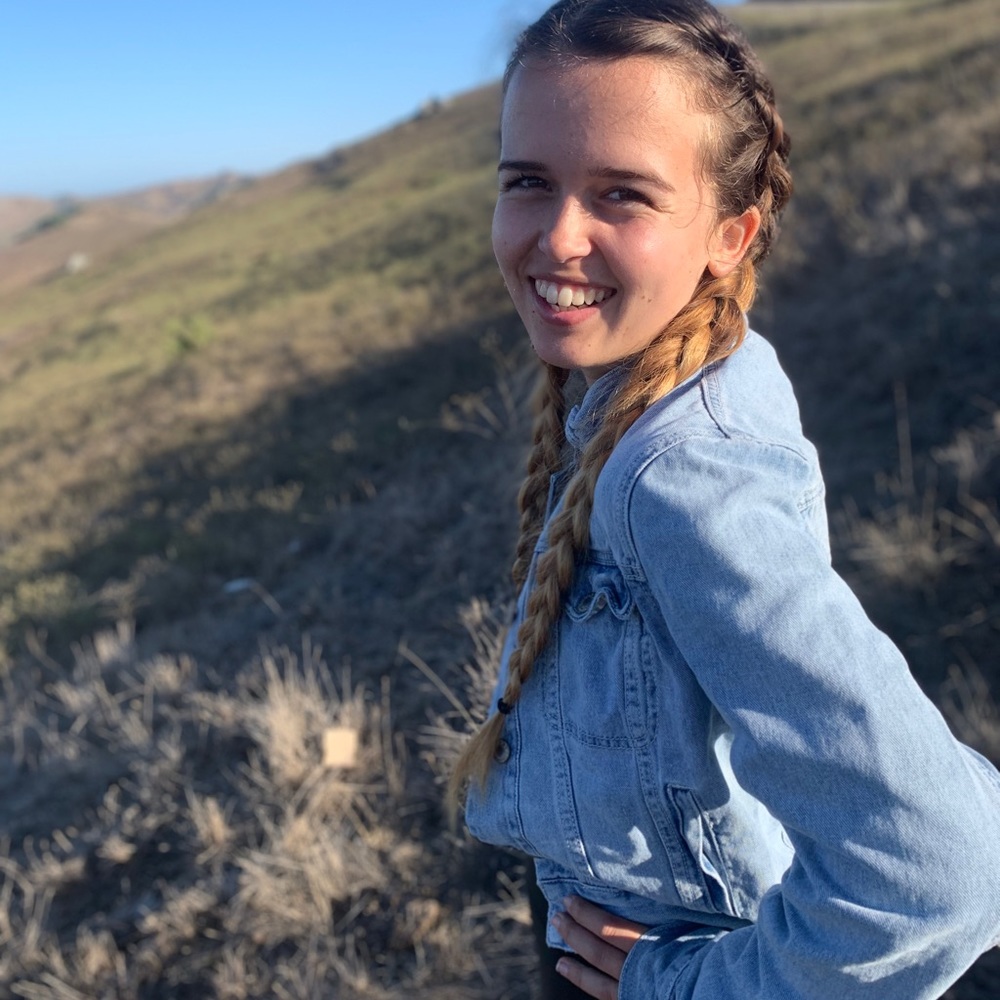 Meet your Posher, Emily